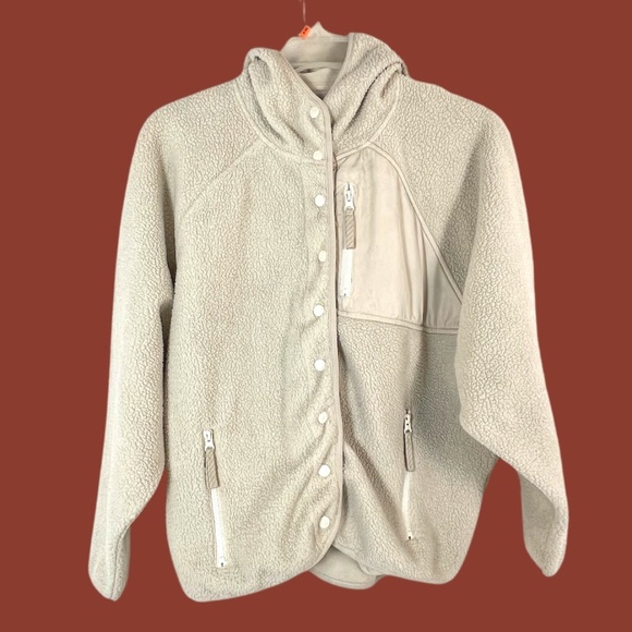 Billabong Jackets & Blazers - Billabong Adventure Division Hoodie Sherpa Jacket Women's Large EUC